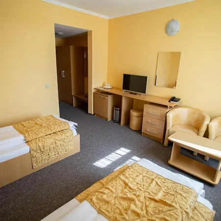 Alexandra Hotel